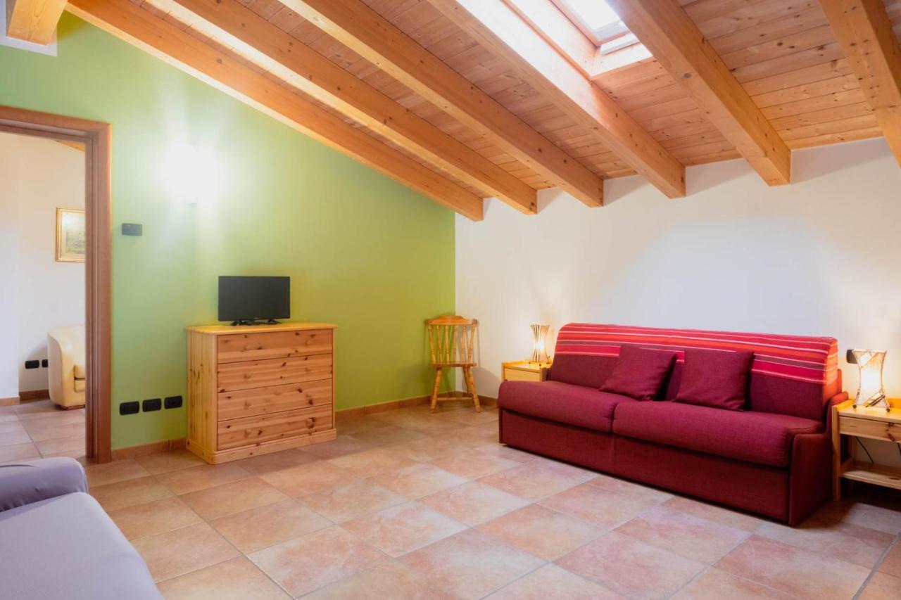 Agriturismo Il Melograno ヴィッラフランカ・ディ・ヴェローナ エクステリア 写真