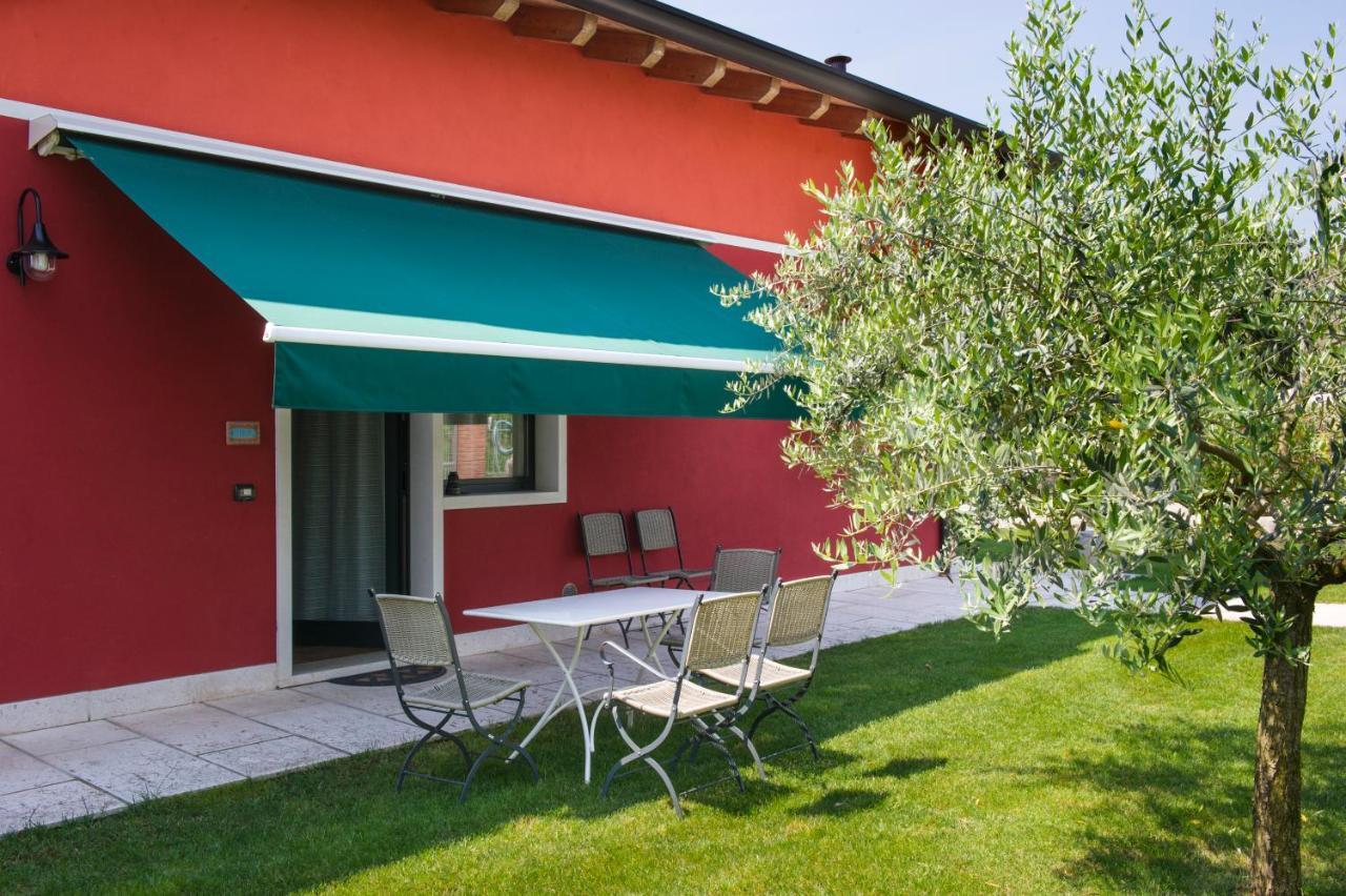 Agriturismo Il Melograno ヴィッラフランカ・ディ・ヴェローナ エクステリア 写真