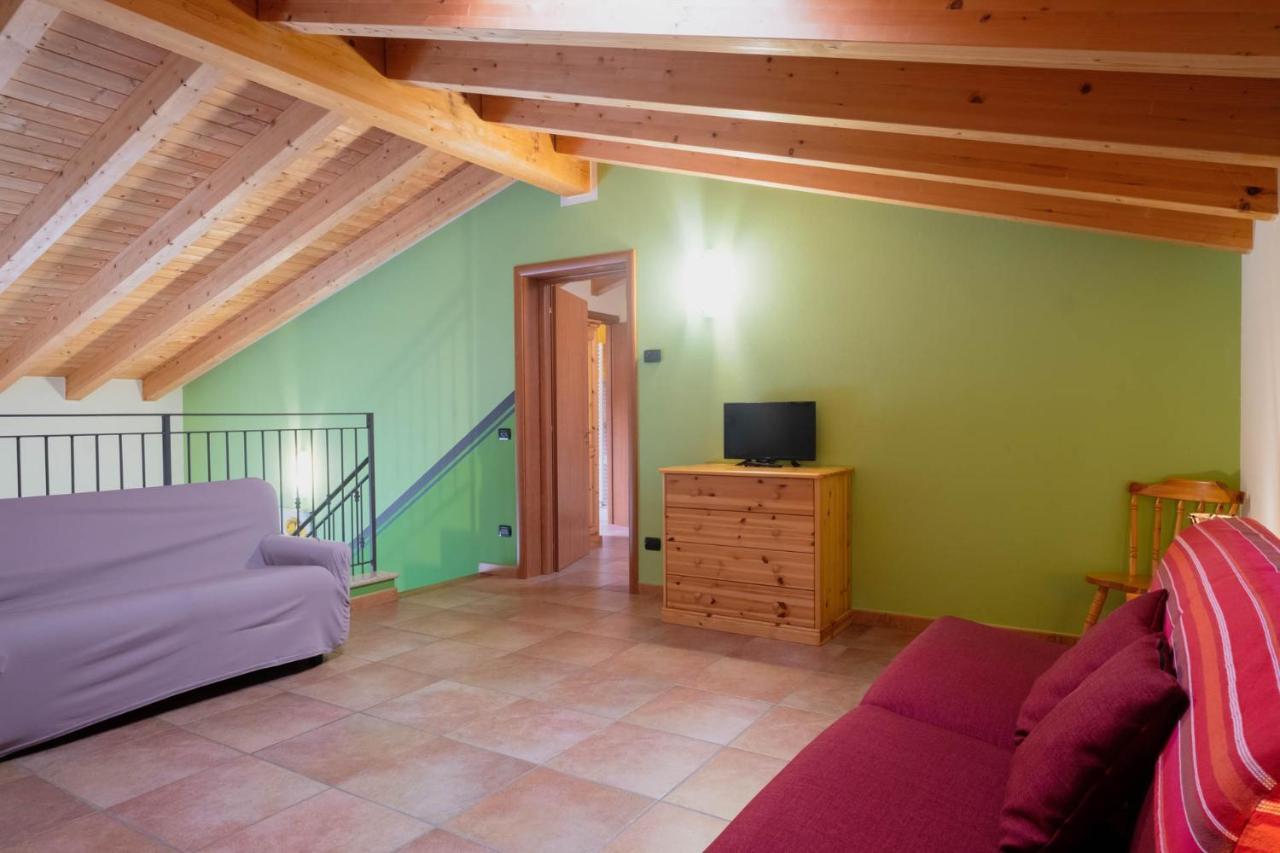 Agriturismo Il Melograno ヴィッラフランカ・ディ・ヴェローナ エクステリア 写真